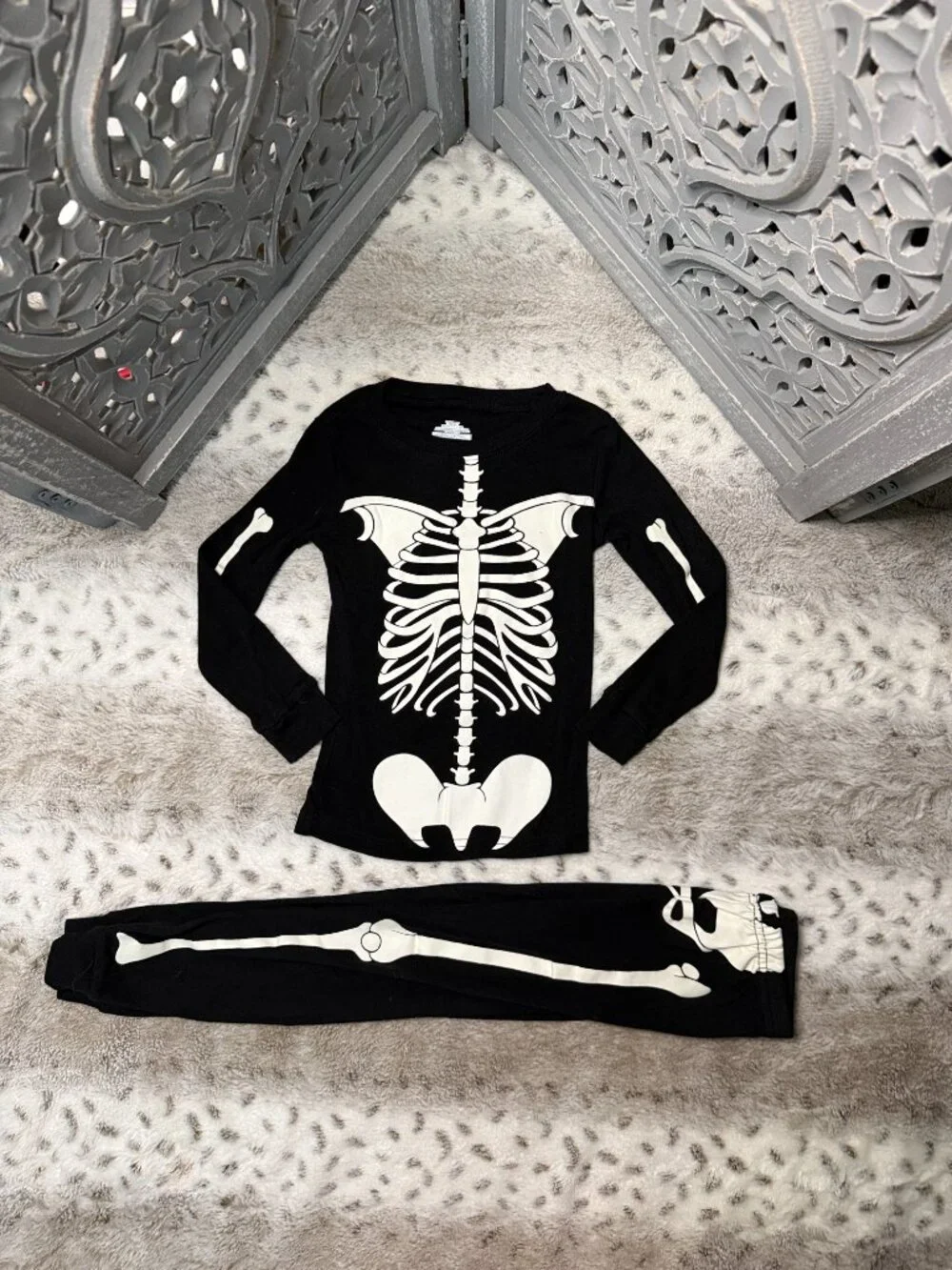 Black Glow In The Dark skeleton bones pajama set boys 4T Halloween costume fall